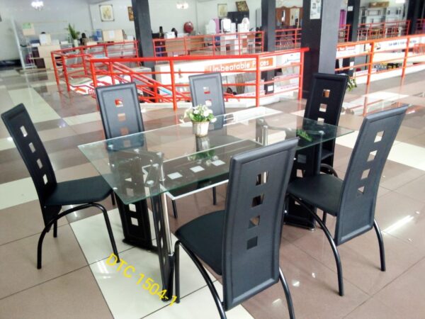 Executive 6 sitter glass dinning table